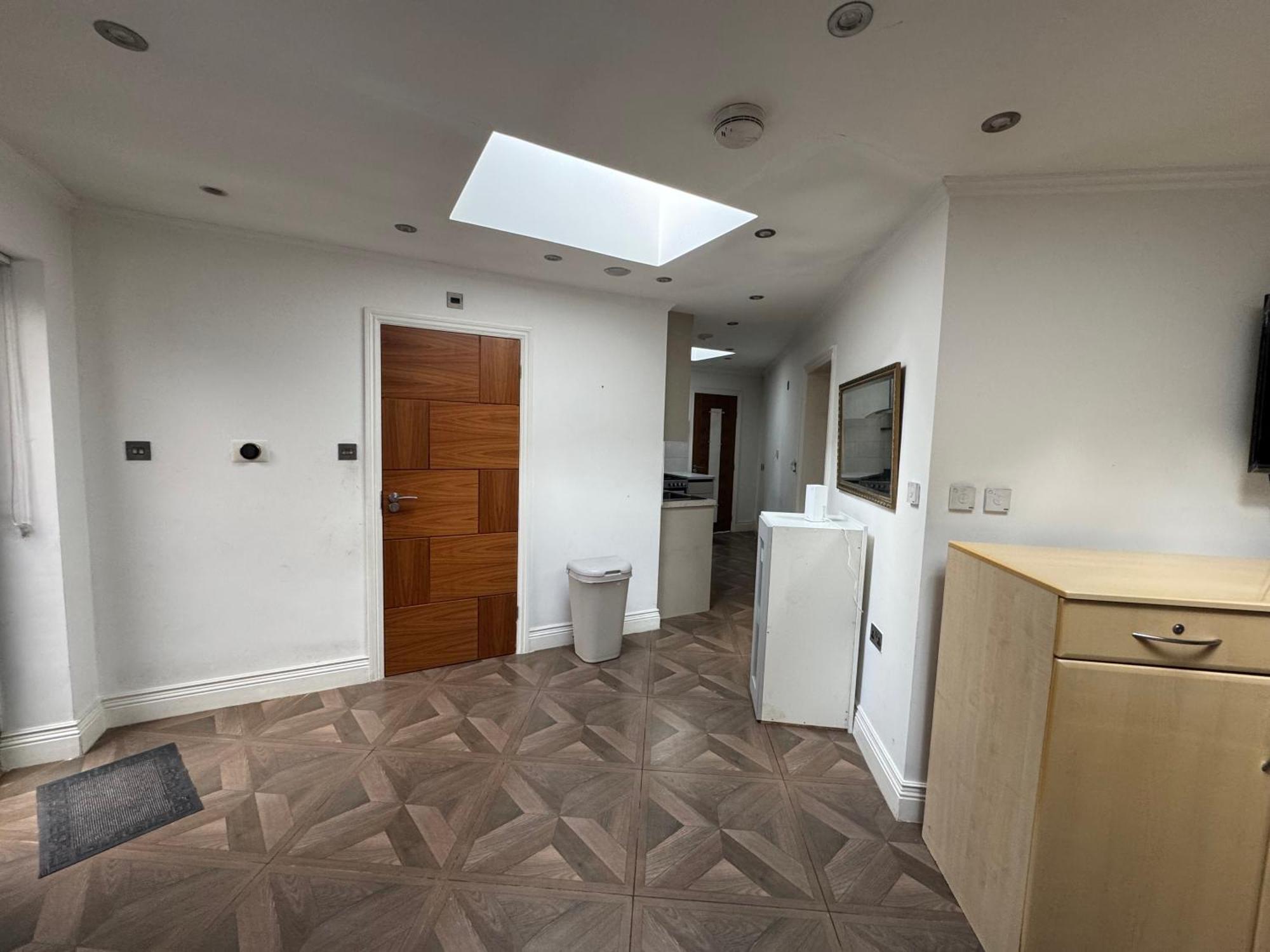 43 Lawn Avenue Apartment Yiewsley Exterior foto